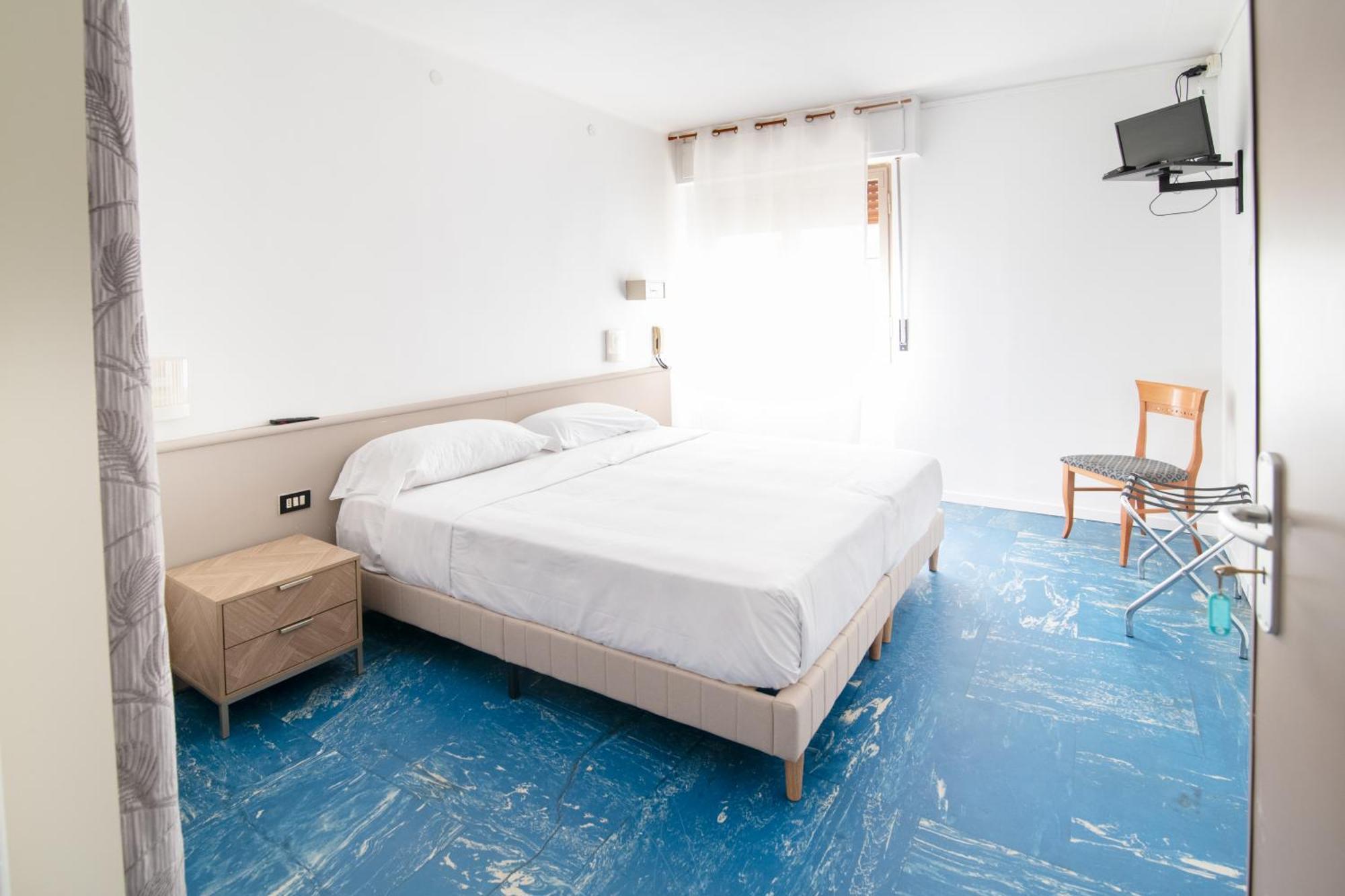 Hotel Europa Arma di Taggia Ngoại thất bức ảnh